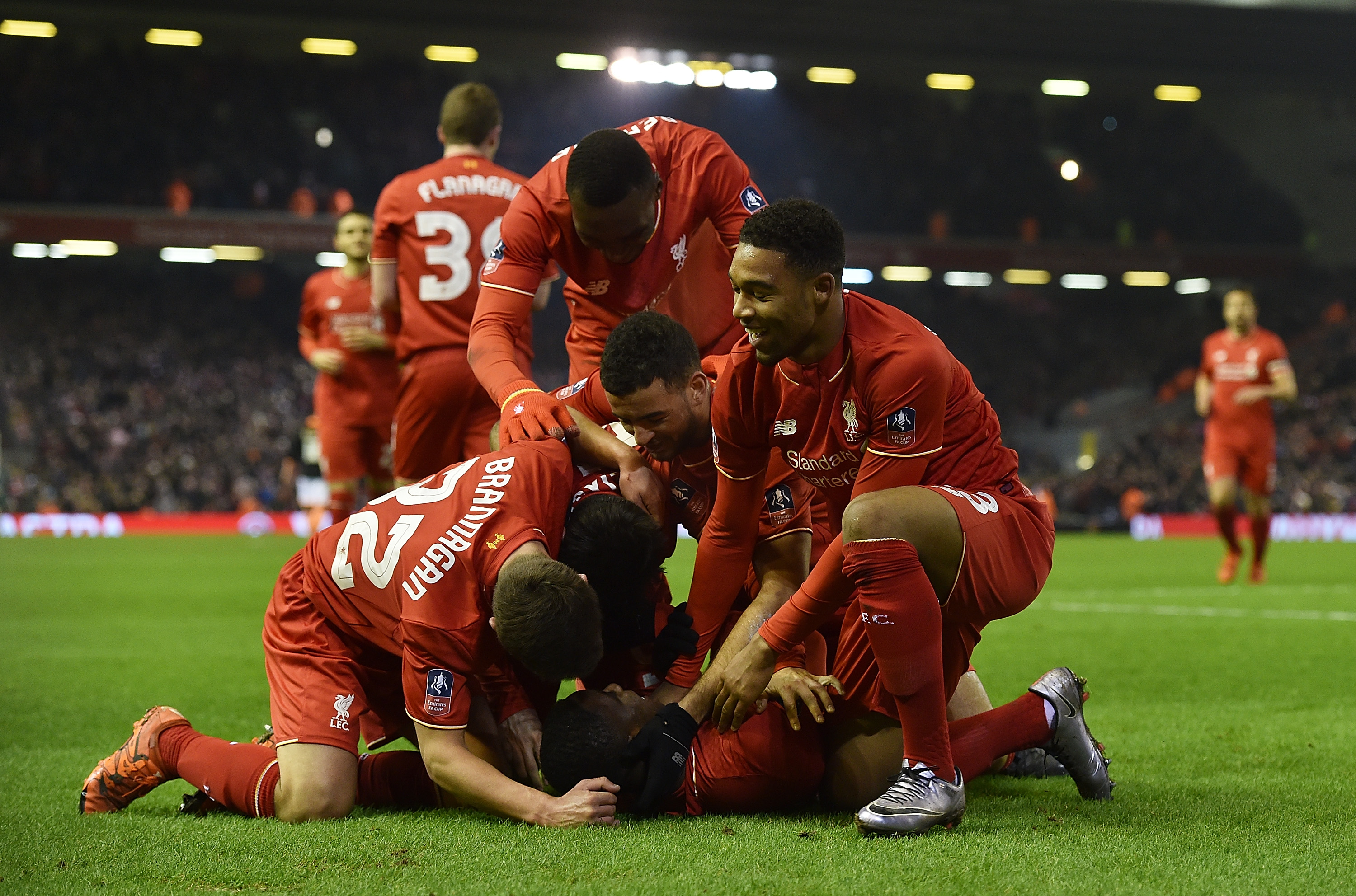 英媒：如果机会出现，利物浦、阿森纳和切尔西会追求伊尔迪兹