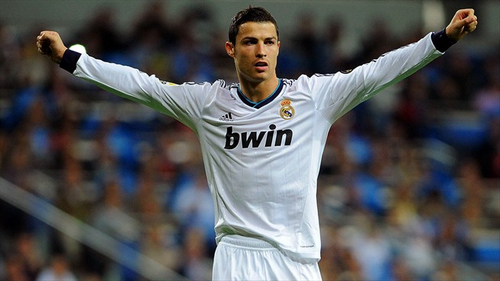 足球报：将有超三千名申花球迷远征天津，吴曦直言要做好自己（足球报：逾三千申花球迷远征天津，吴曦称关键是把自己做好）