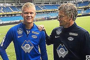 曼纳：因西涅是一名伟大的球员，但那不勒斯不会召回他