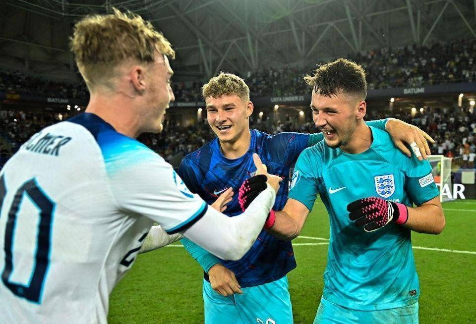 这队已经练到形成肌肉记忆了