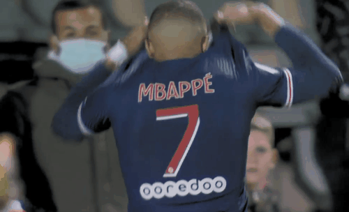 1.05亿还卖亏了？ 阿森纳第一后腰撑起夺冠希望，他该是英格兰队长（1.05亿也算亏？阿森纳王牌后腰扛起争冠大旗，他配得上英格兰队长袖标）