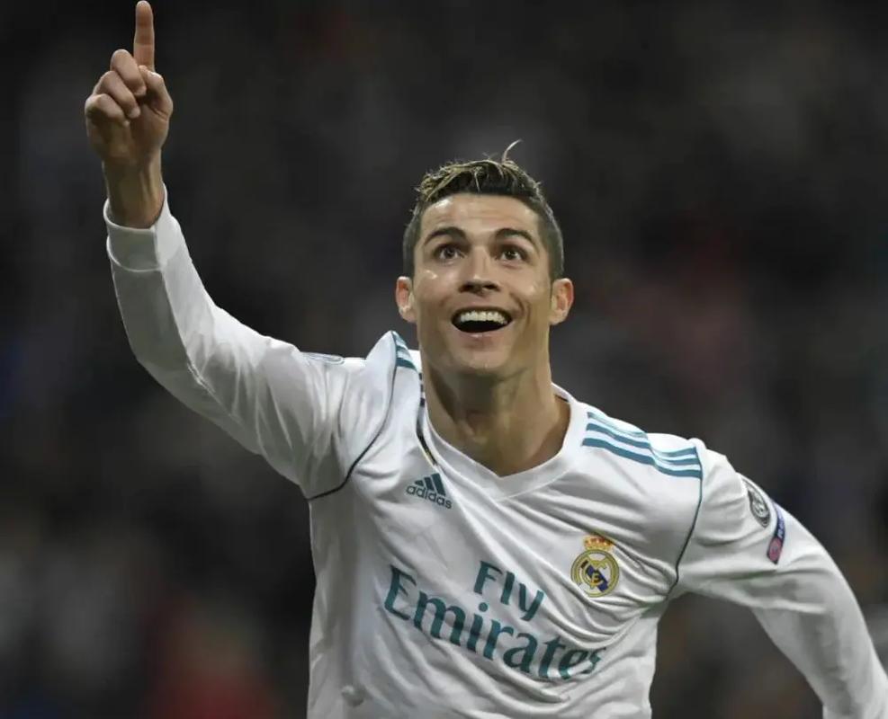 欧冠不敌圣吉罗斯，加拉塔萨雷连续33场主场不败被终结