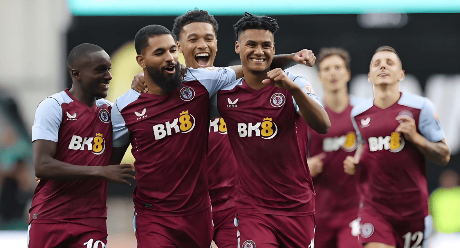 津媒：足协可能在2026年元旦之前给国足主帅邵佳一安排见面会（津媒称：足协或于2026年元旦前为国足主帅邵佳一举行见面会）