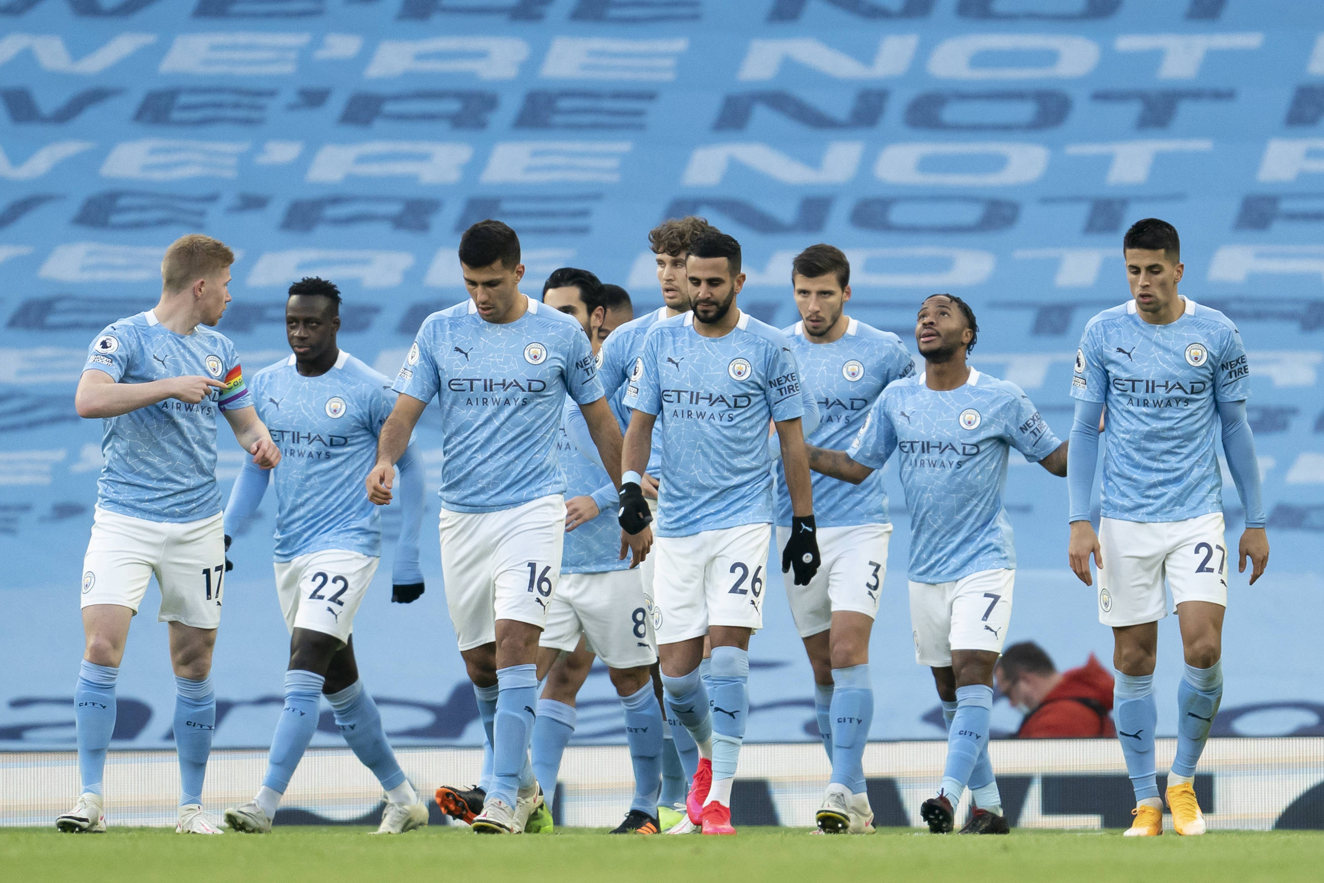 媒体人：中国退役球员当教练是恶俗圈子，应让草根教练来竞争