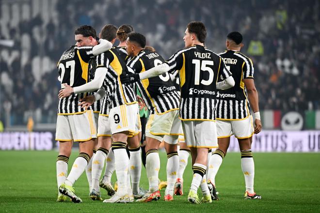 C罗英超103球领跑葡萄牙球员榜，B费66球居次（C罗以英超103球称霸葡萄牙射手榜，B费66球位列第二）