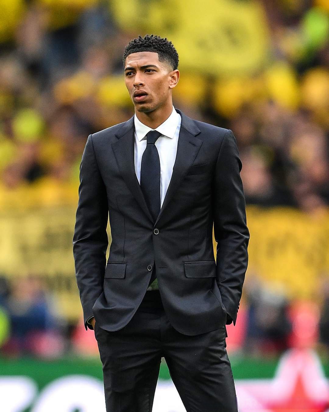 内马尔：我的心永远属于桑托斯；之后将进行膝盖半月板手术