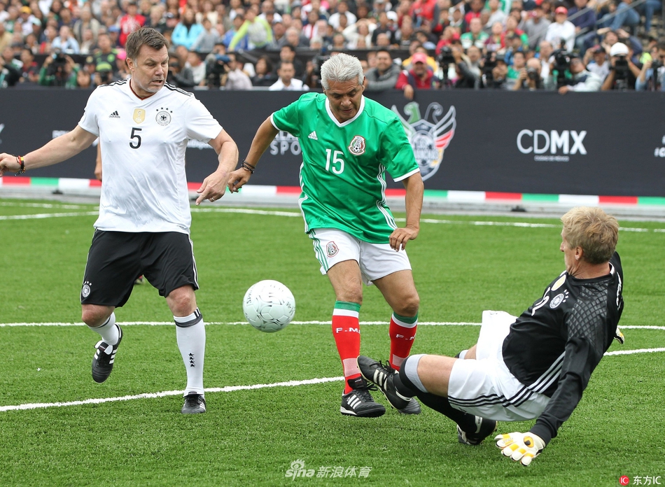 葡萄牙迎晋级关键战，C罗晒图助威：为了葡萄牙而战